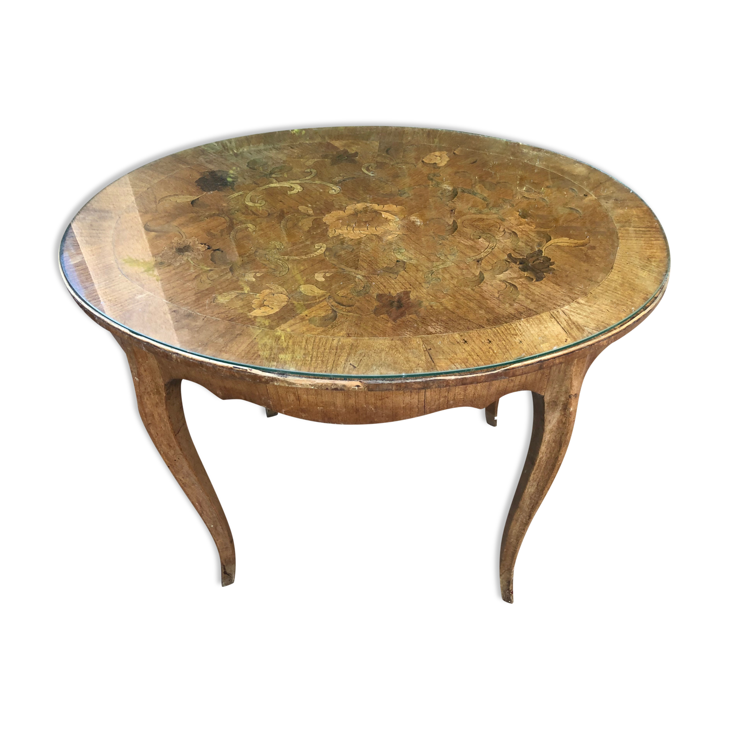Oval coffee table in marquetterie