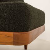 Danish teak daybed in thick boucle fabric, 1960s