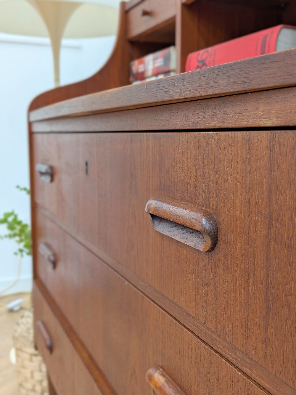 Secrétaire vintage scandinave en teck