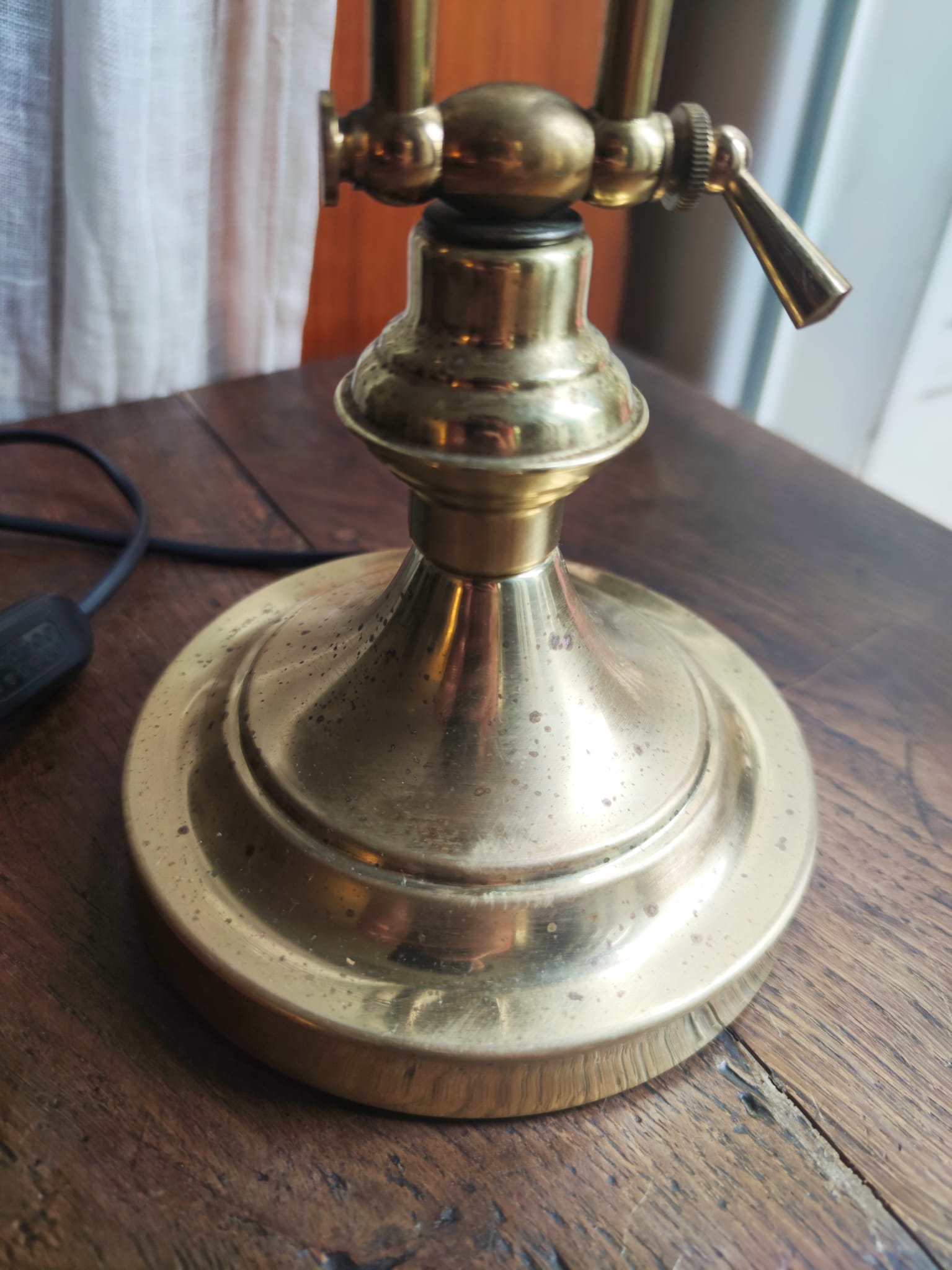 Golden brass desk/banker's lamp