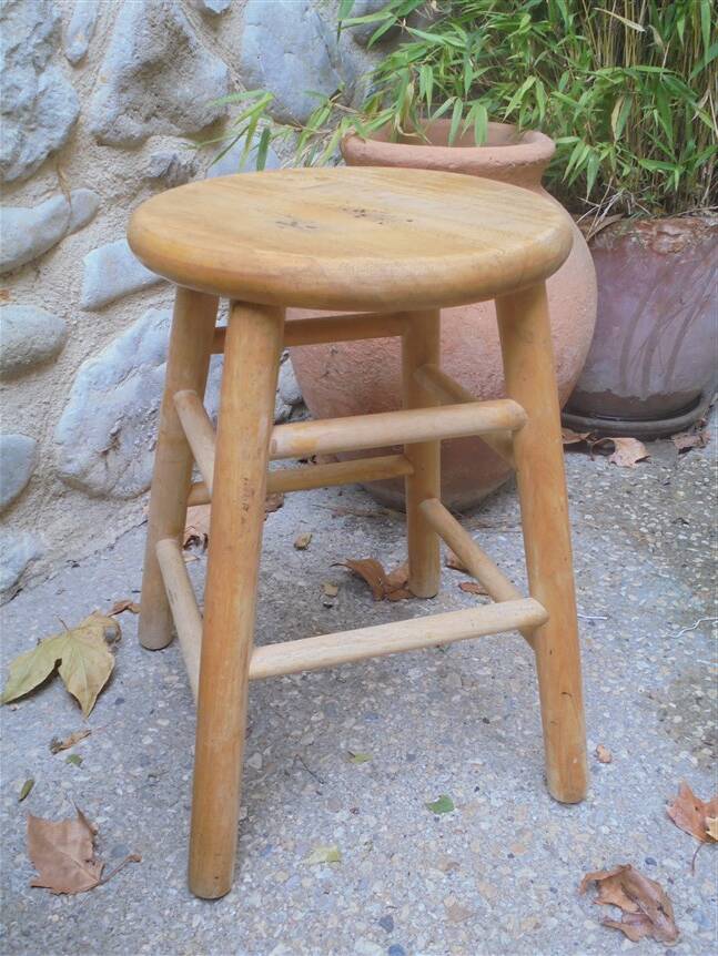 Tabouret en bois