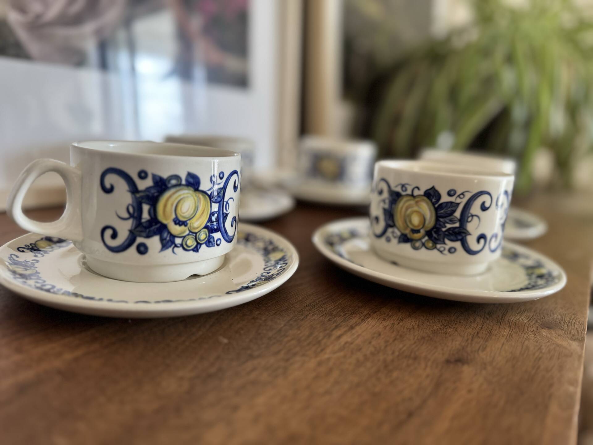 5 tasses et coupelles vintage Villeroy & Boch modèle Cadiz