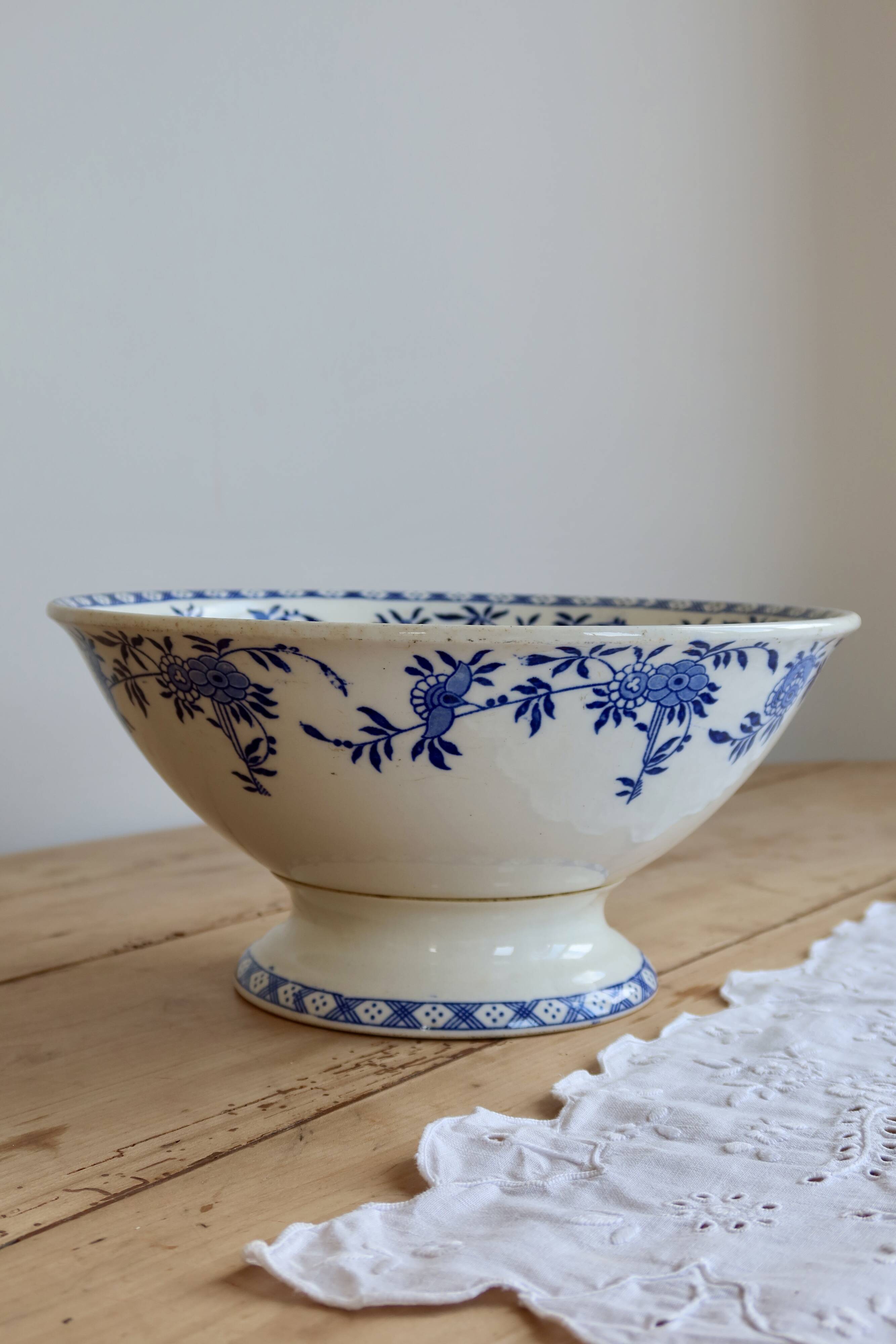 Saladier ancien porcelaine de Dresde bleu blanc