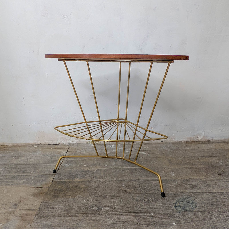 Vintage corner harness