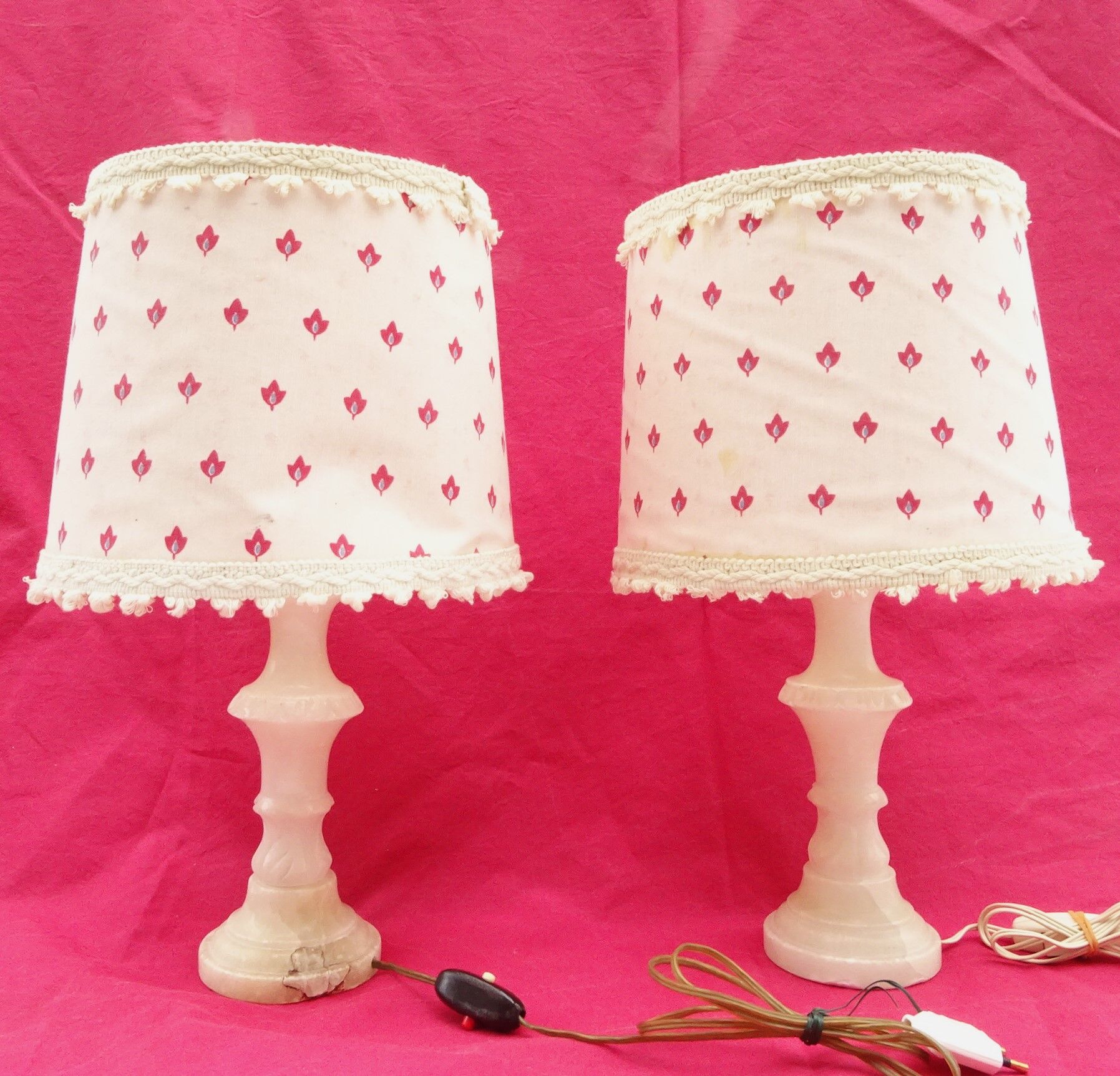 Pair of lamps  feet in white marble