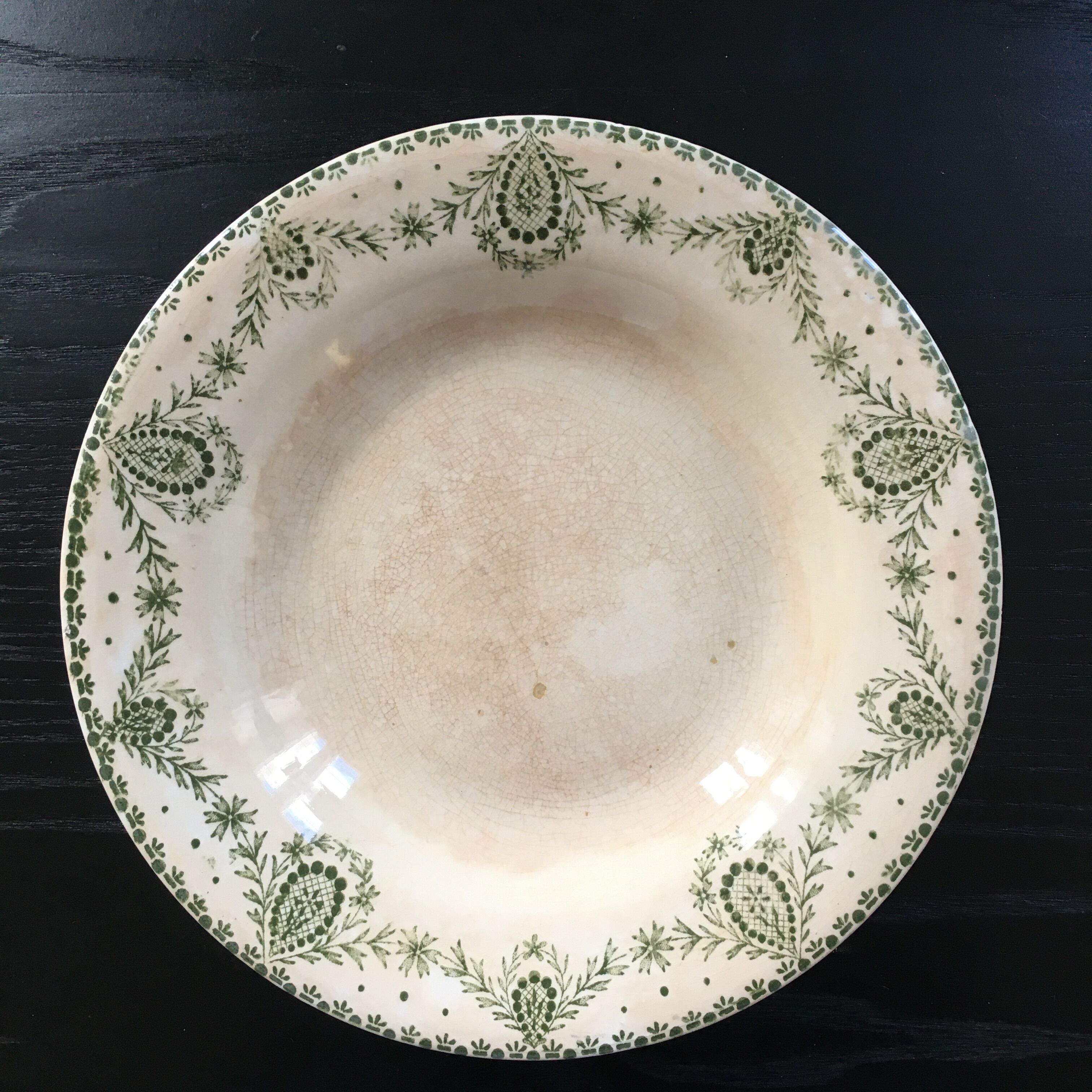 Old plate décor Brussels