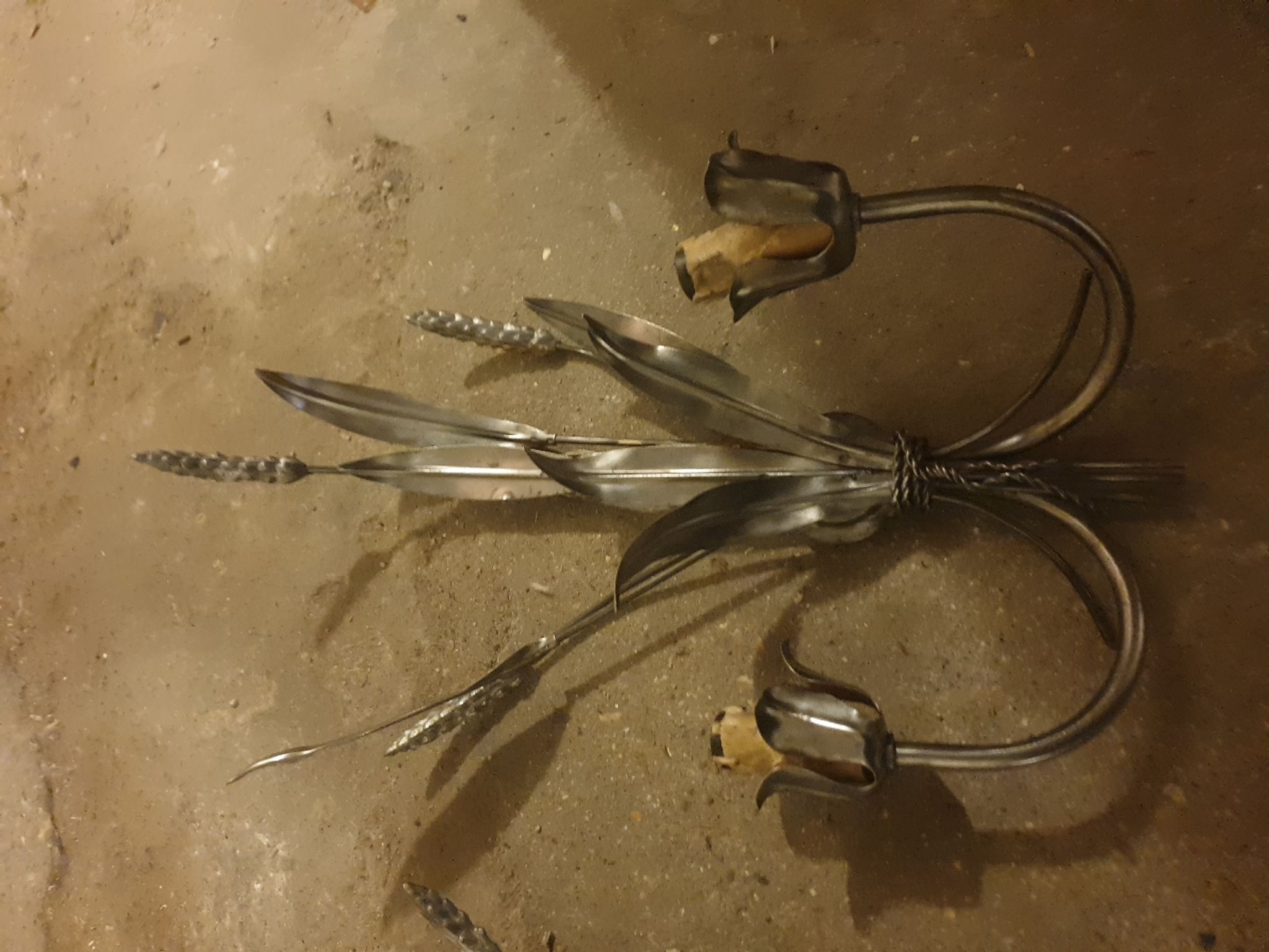 Pair of sconces sheaves of wheat 30x16x50 cm high.
