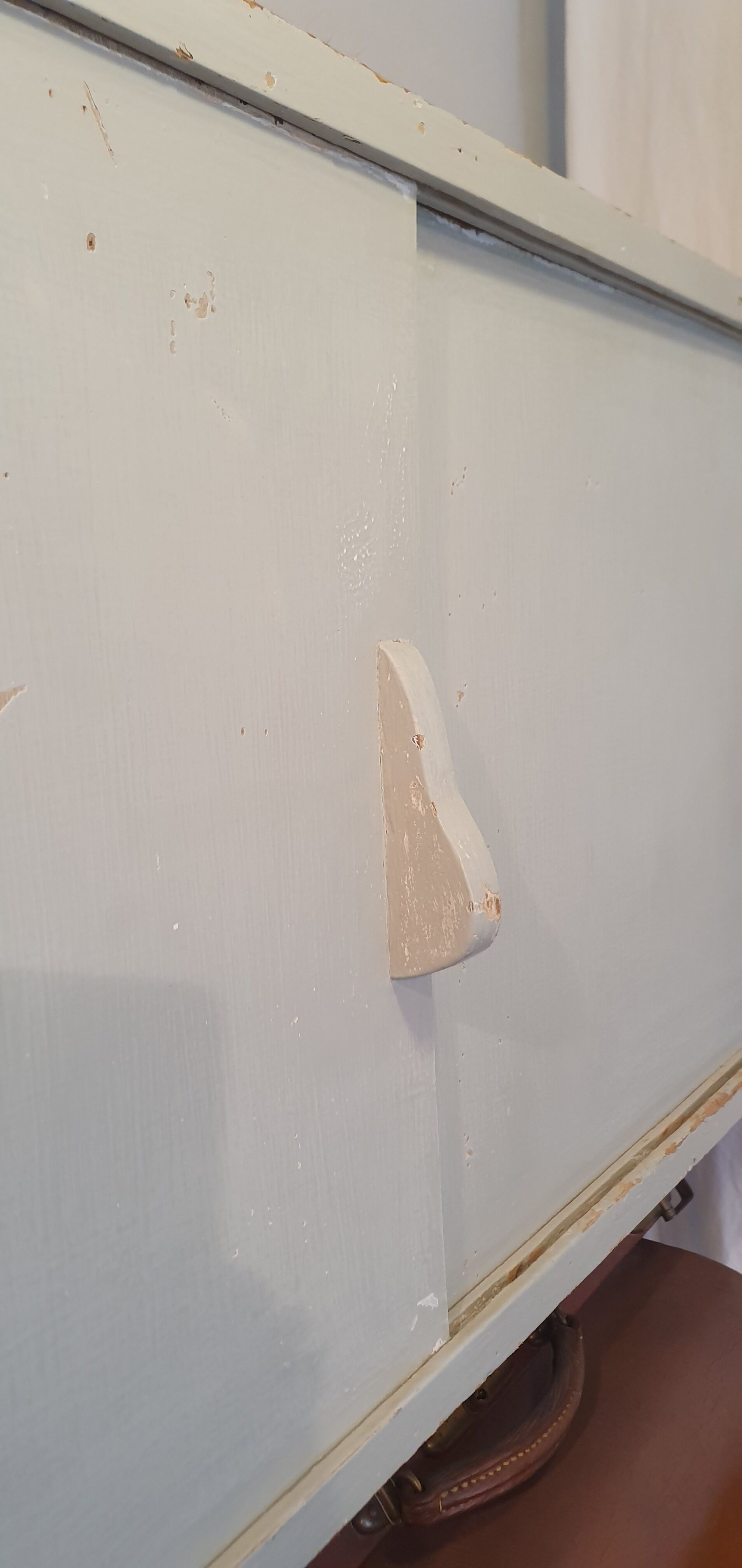 Small workshop cabinet