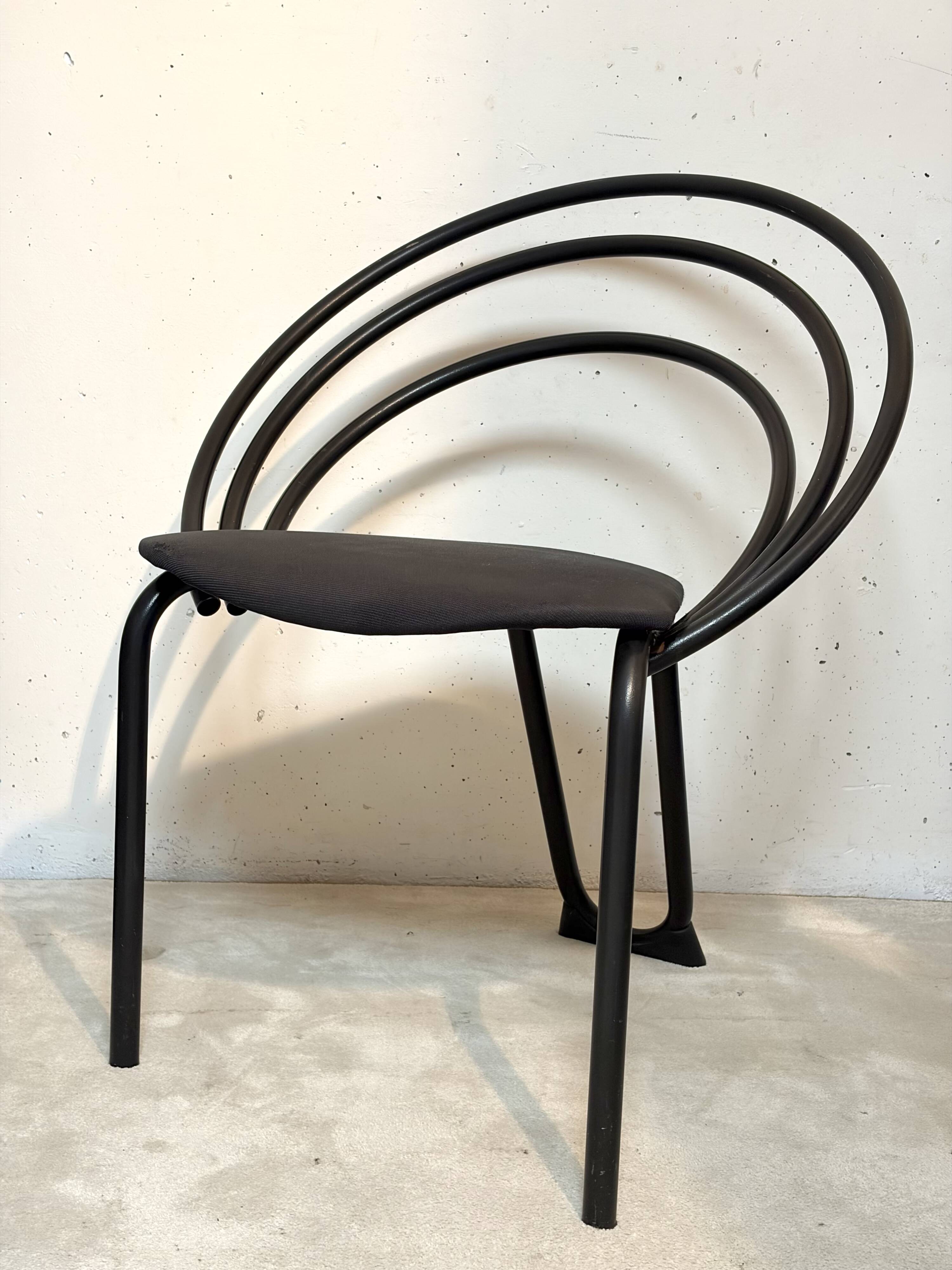 Chaise demi-lune 1980
