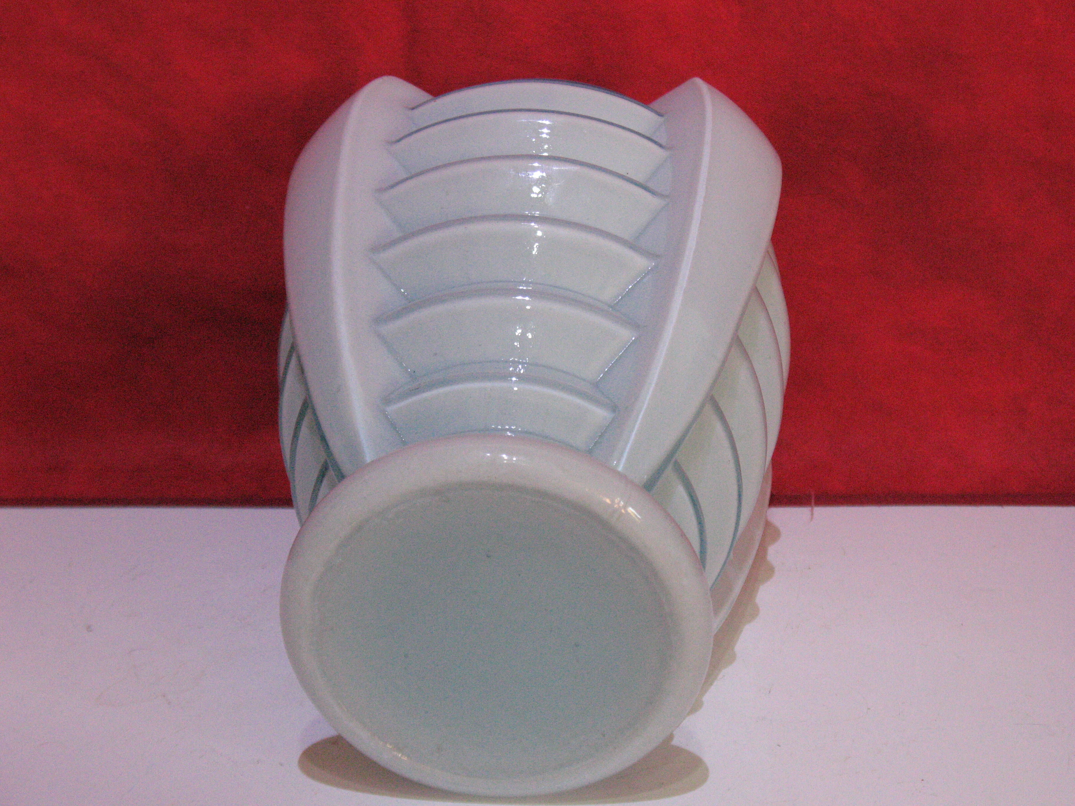 Vase " art nouvelles "