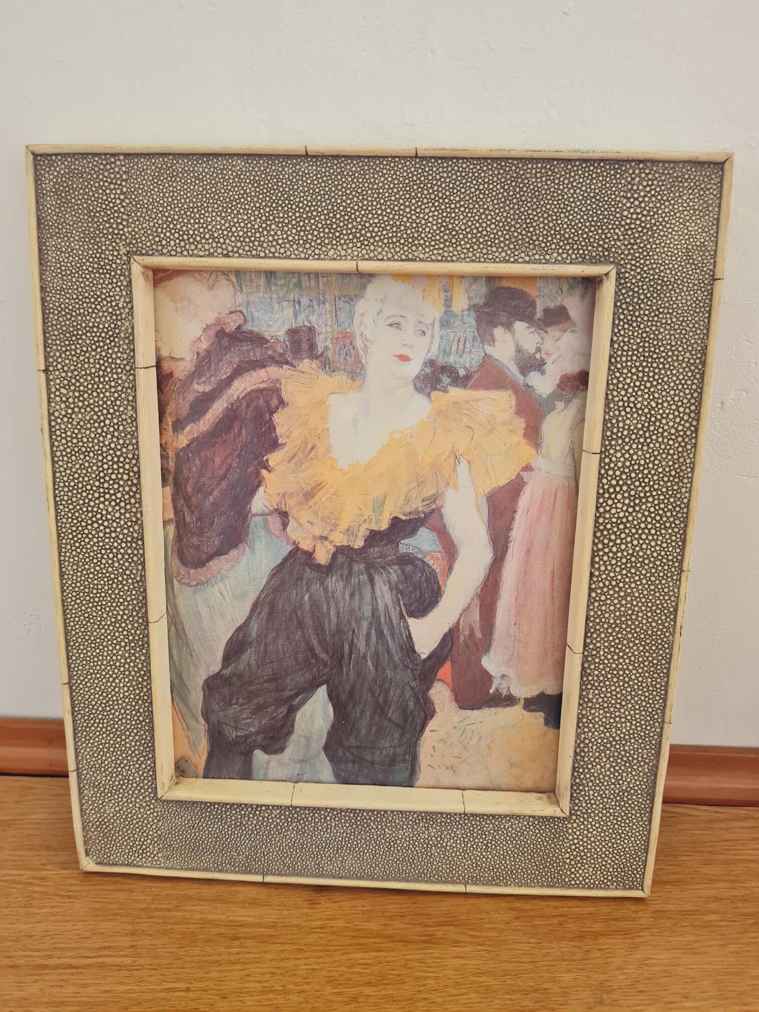 Galuchat frame + wood frame