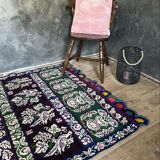 Romanian floral rug with pigeons handwoven in wool