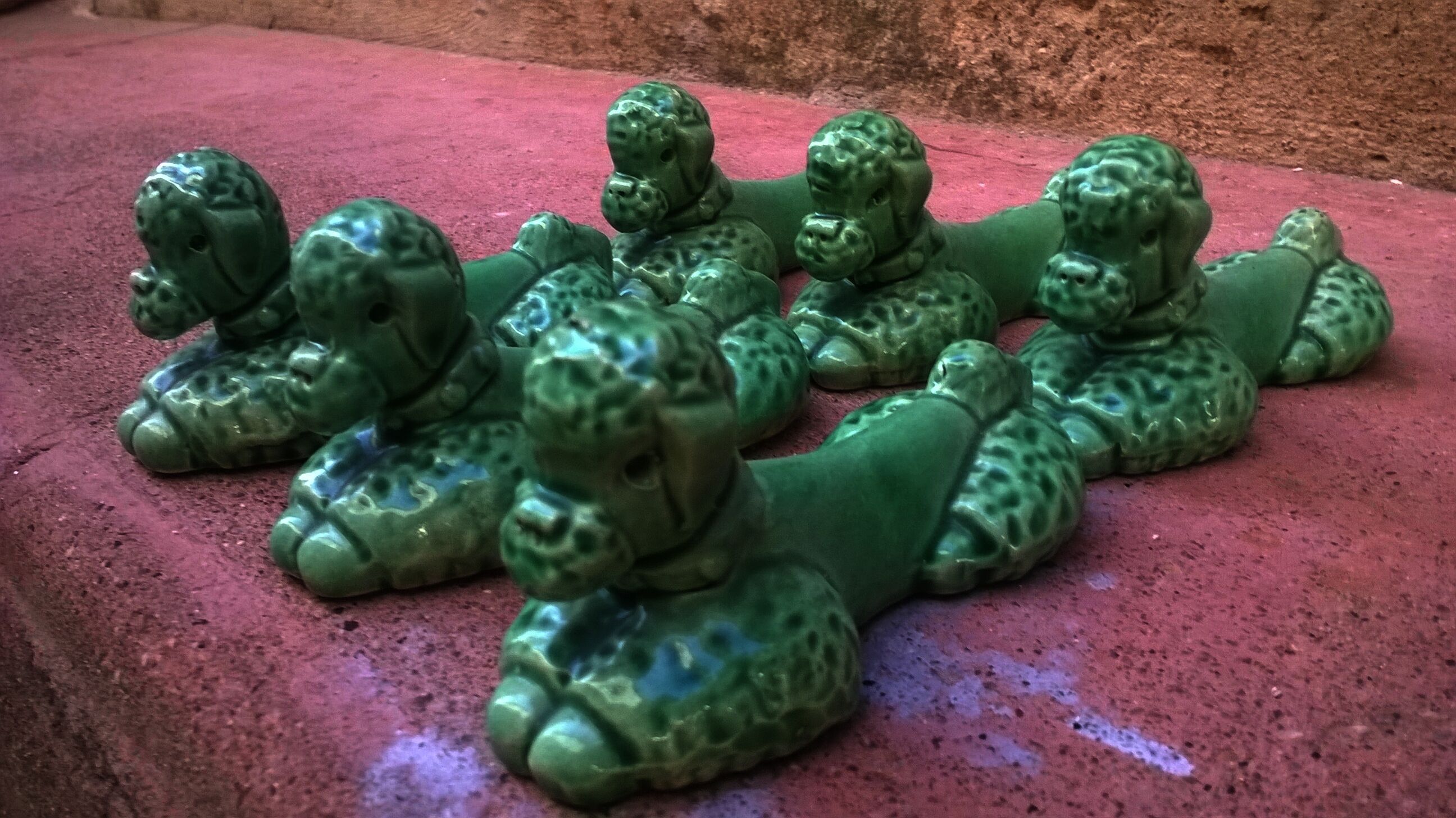 Vintage ceramic knives holders