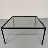 Ancienne table basse en métal et verre quadrillé design des années 50