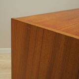 Armoire en teck, design danois, années 1960, production : Danemark