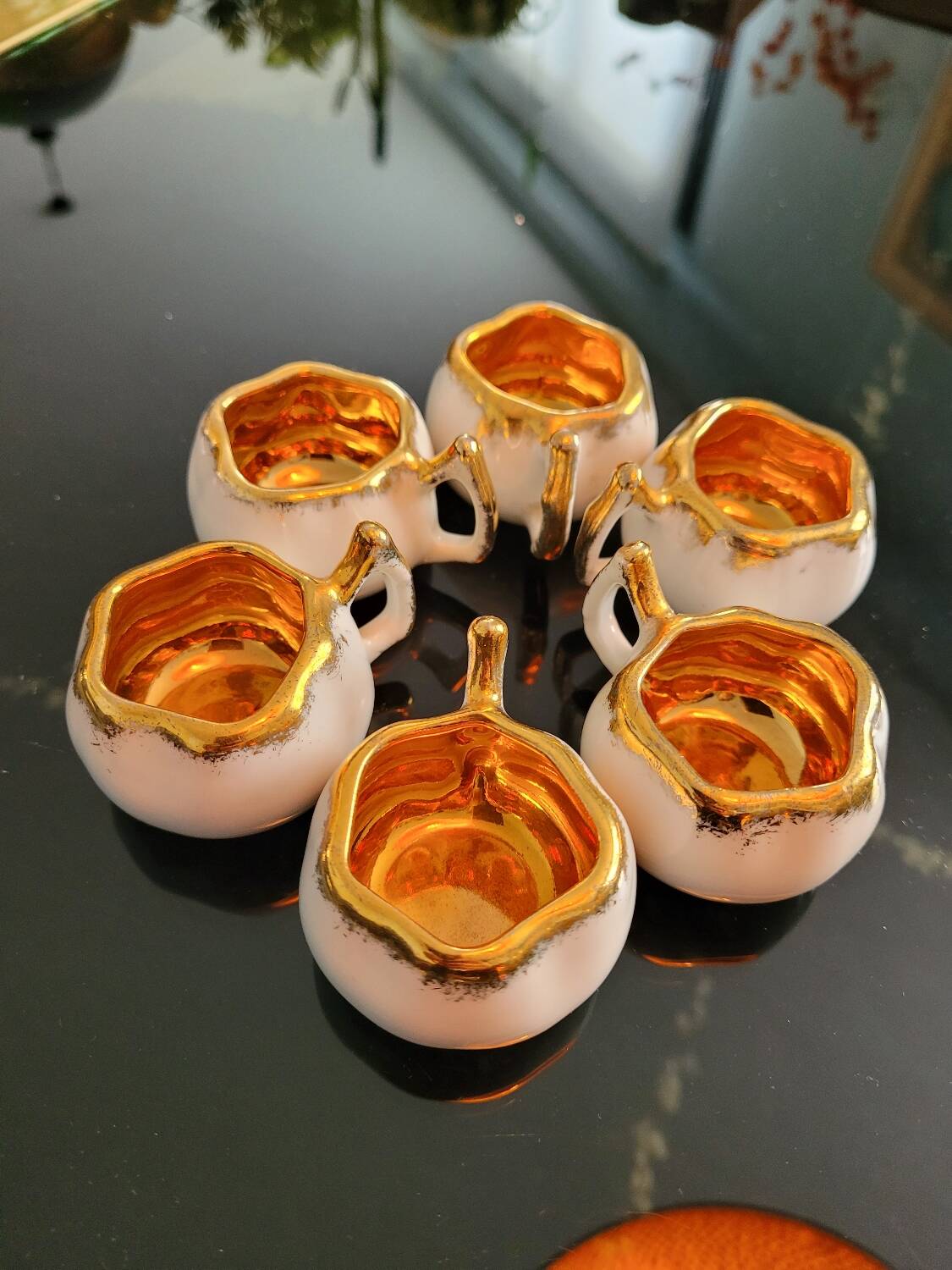 6 old porcelain coffee cups