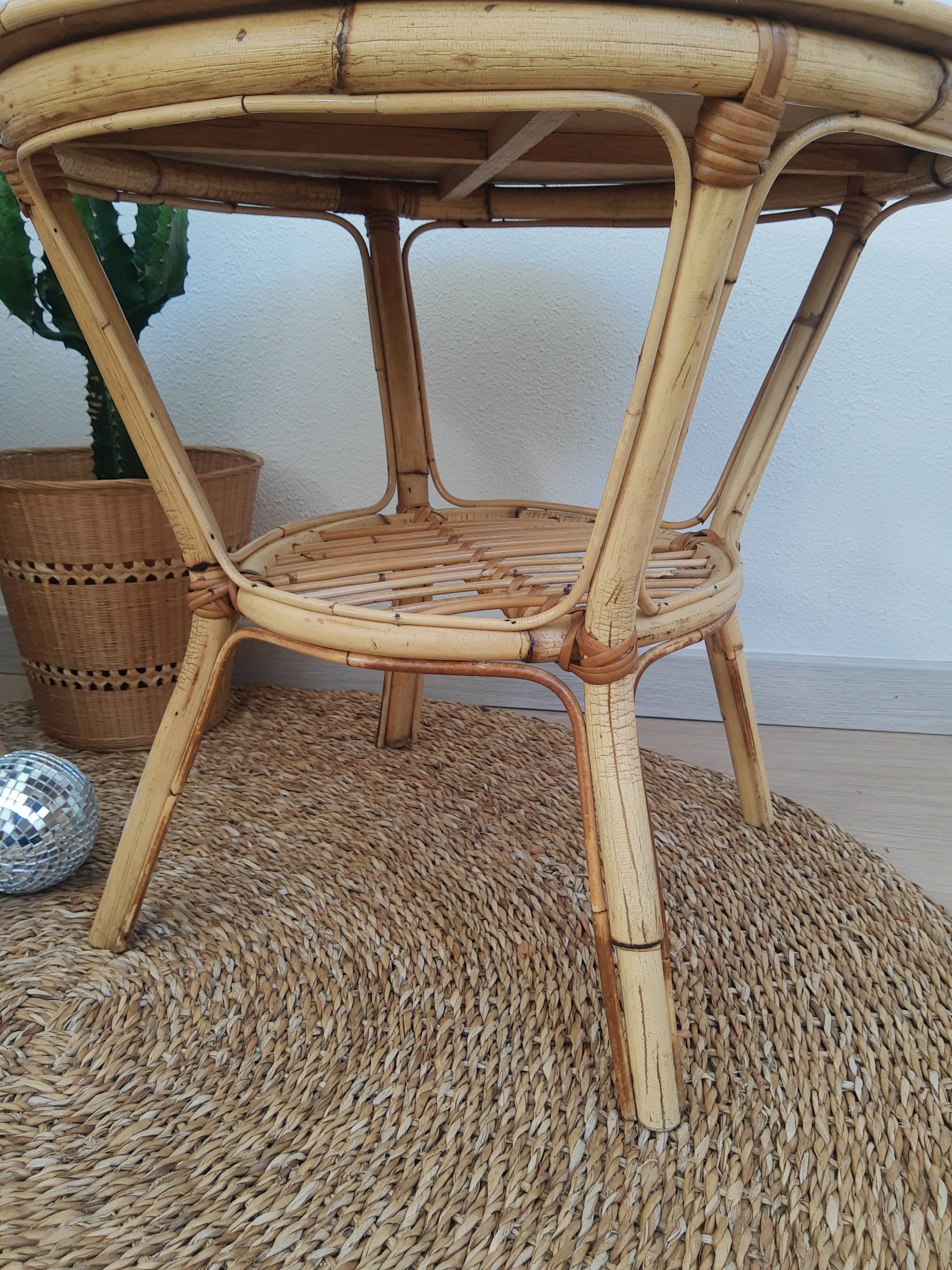 Round rattan side table 60s -70s / vintage