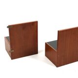 Paire de tables de chevet suspendues en teck par Hans Wegner pour Getama