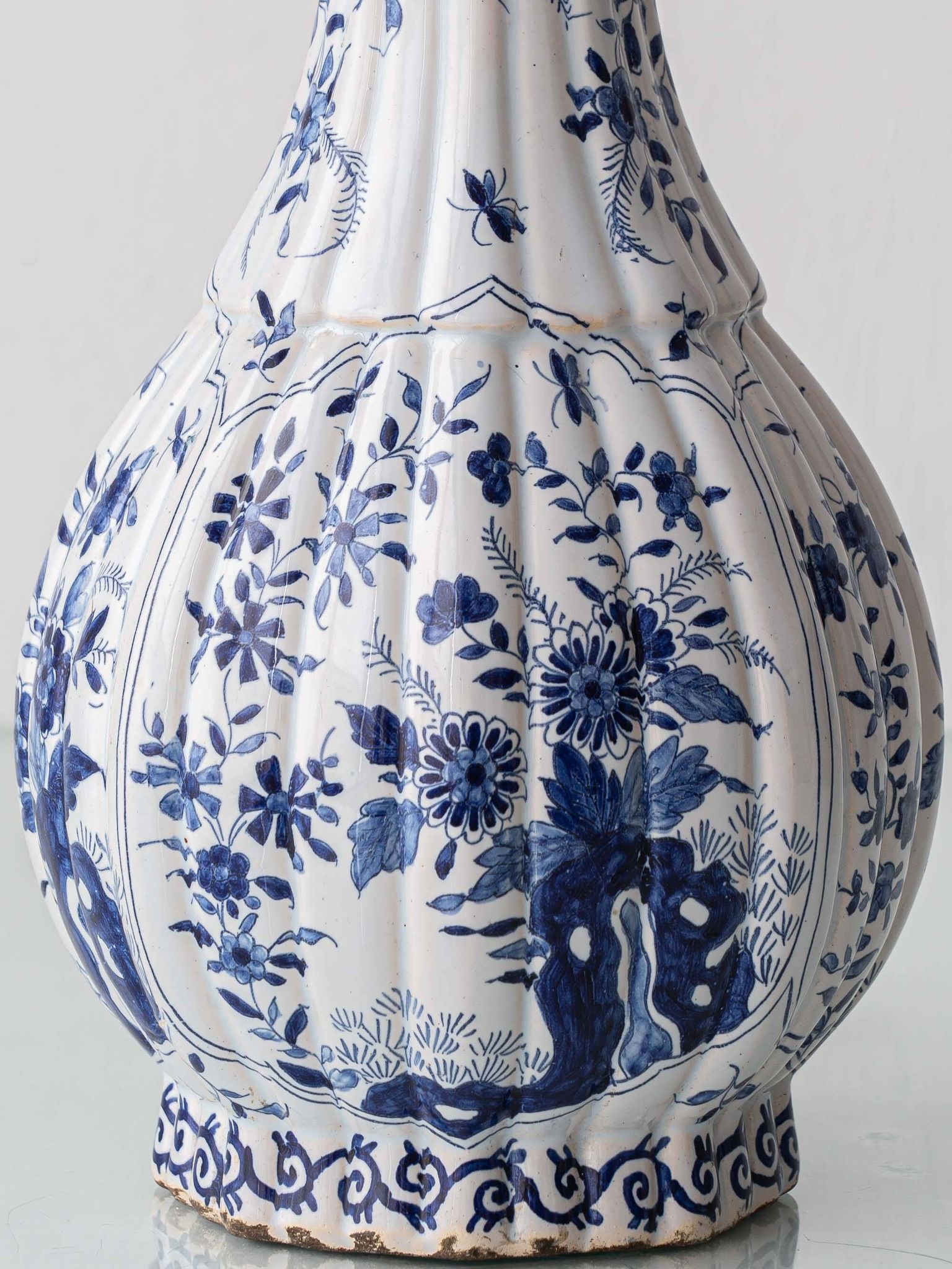Antique Delft Style Blue and White Ceramic Table Lamp by Samson, circa 1880-1910