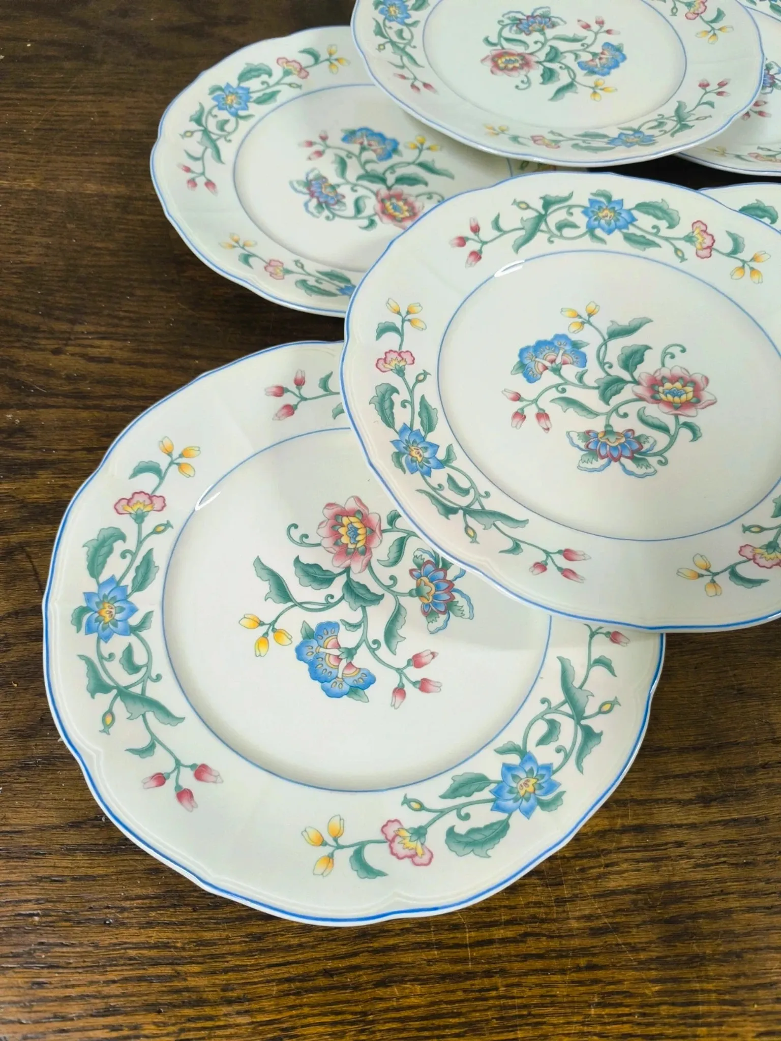 Set of 6 Large Flat Plates Villeroy & Boch "Delia" Vintage 26.5cm