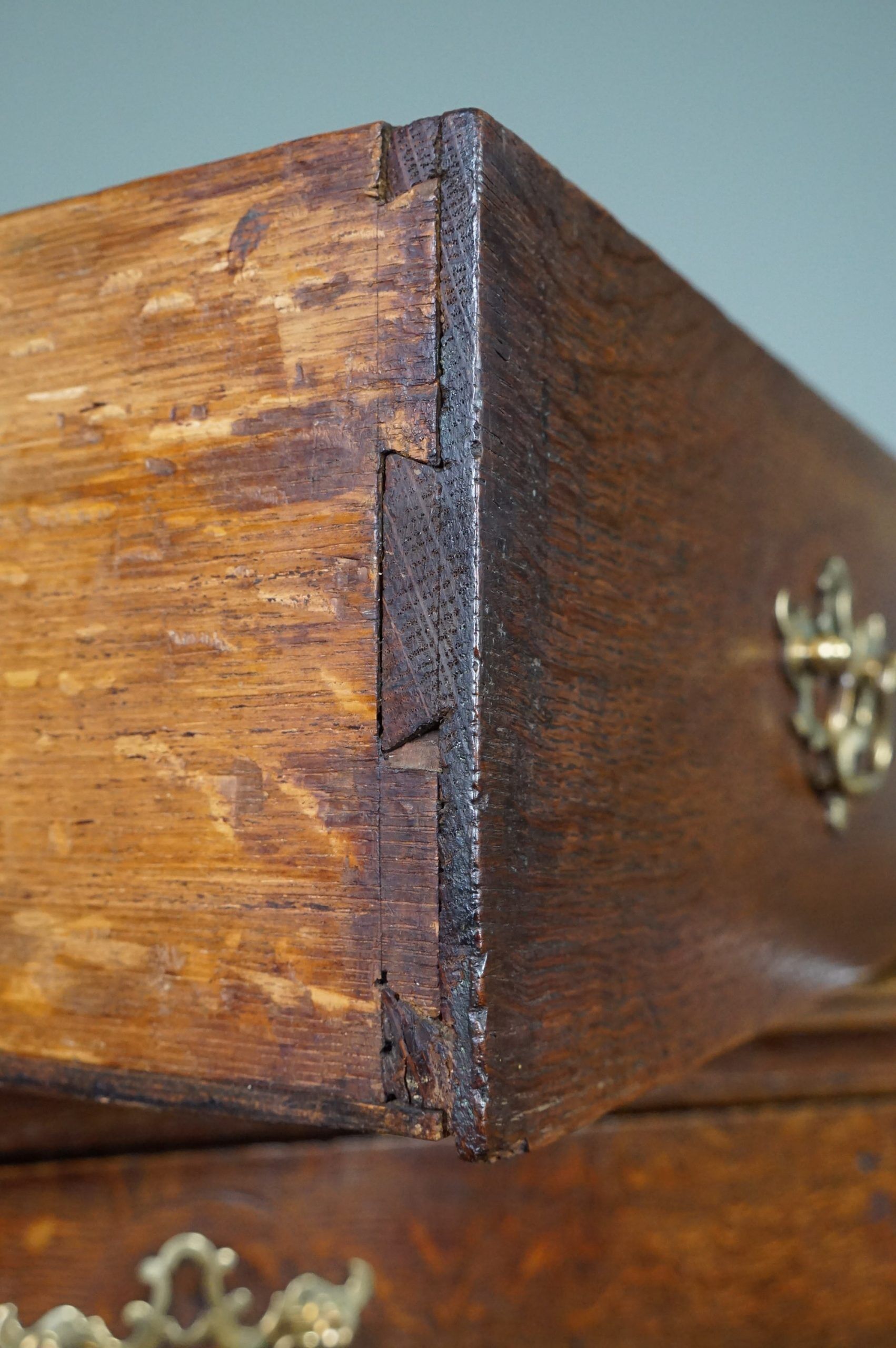 English oak chest of drawers late eighteenth century
