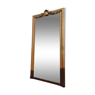 19th century mirror in wood and gilded stucco "scallop shell"