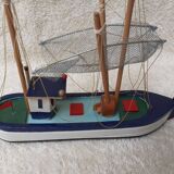 Vintage trawler model