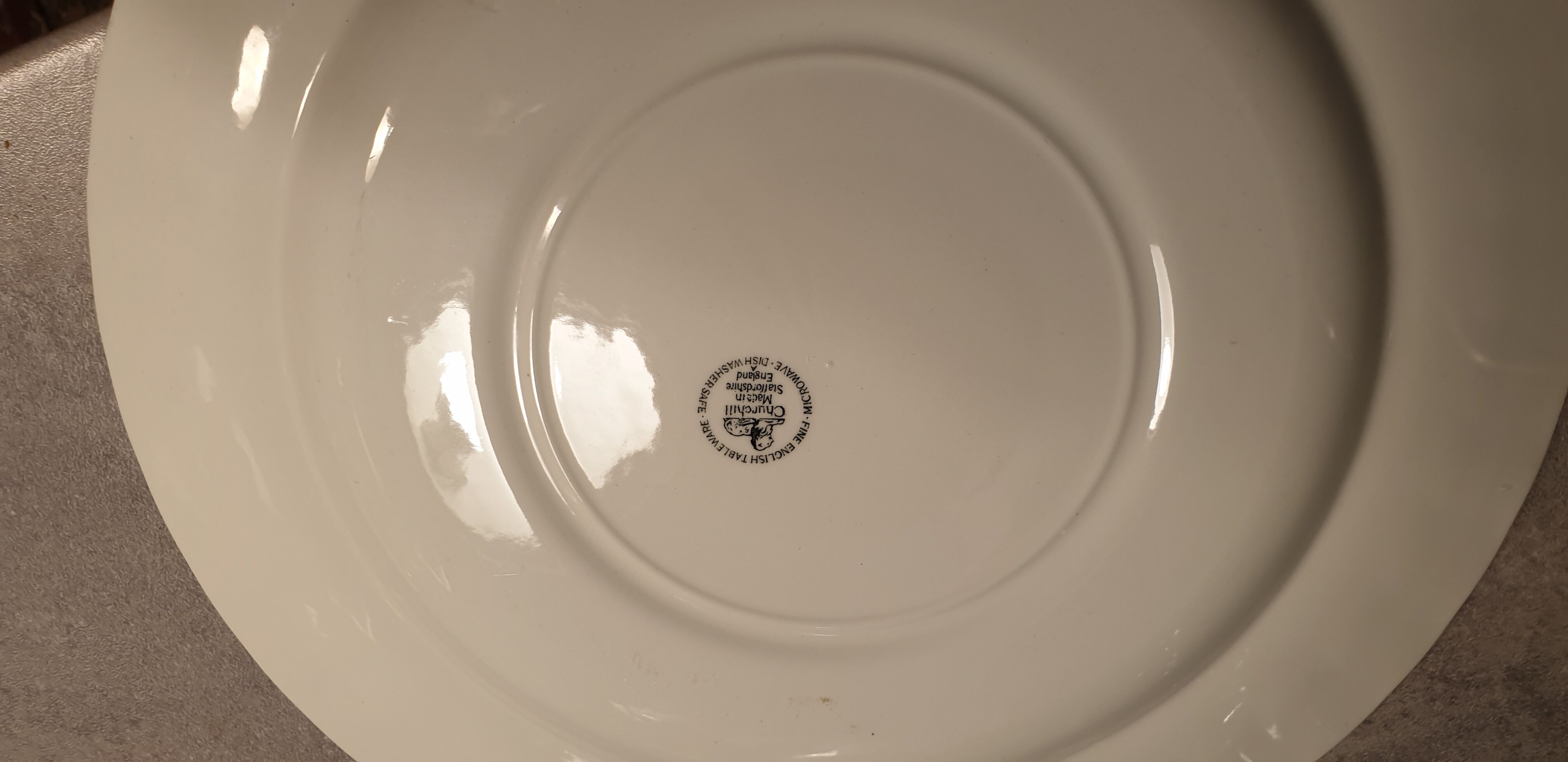 Serving dish Churchill porcelain the Georgian collection :31cm ○