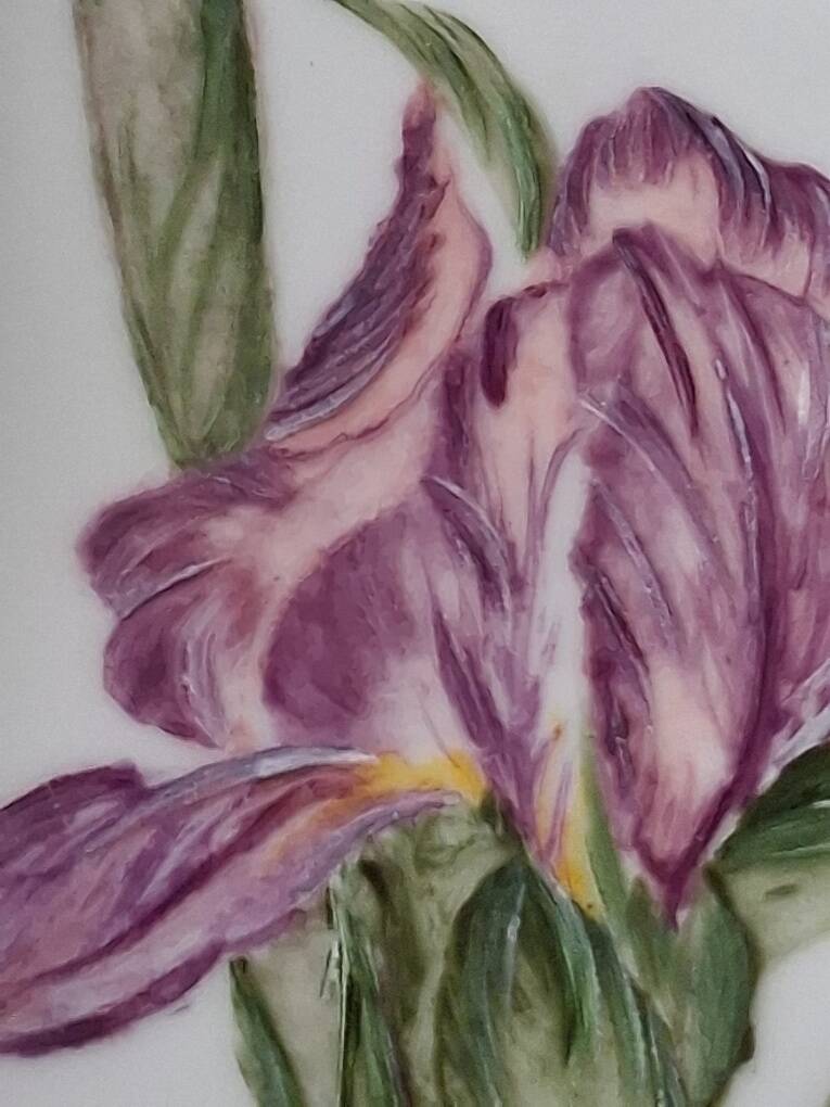Sublime Pocket Bowl in Limoges Porcelain, Hand-Painted Iris & Gold Leaf