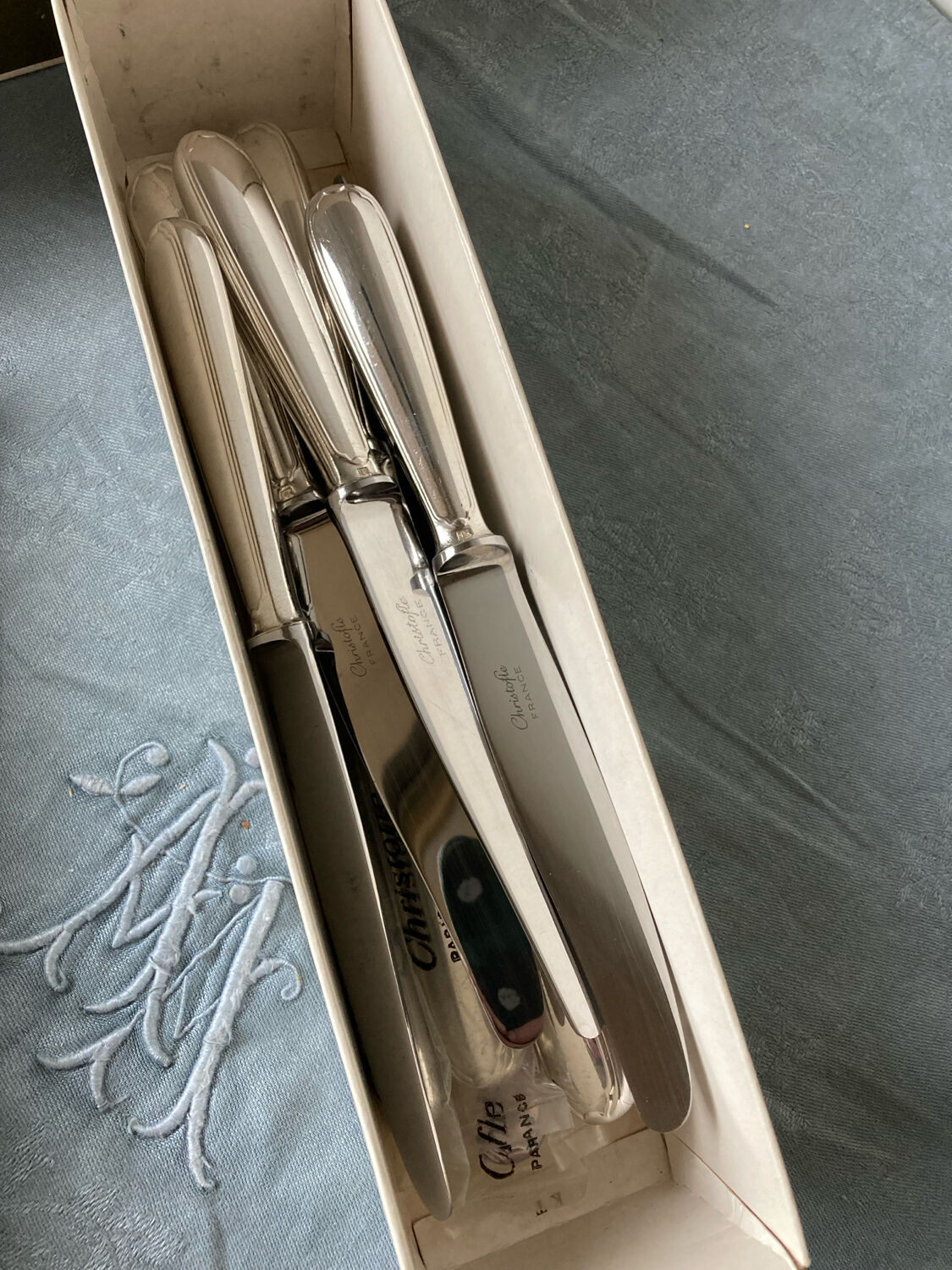 12 Christofle cheese knives