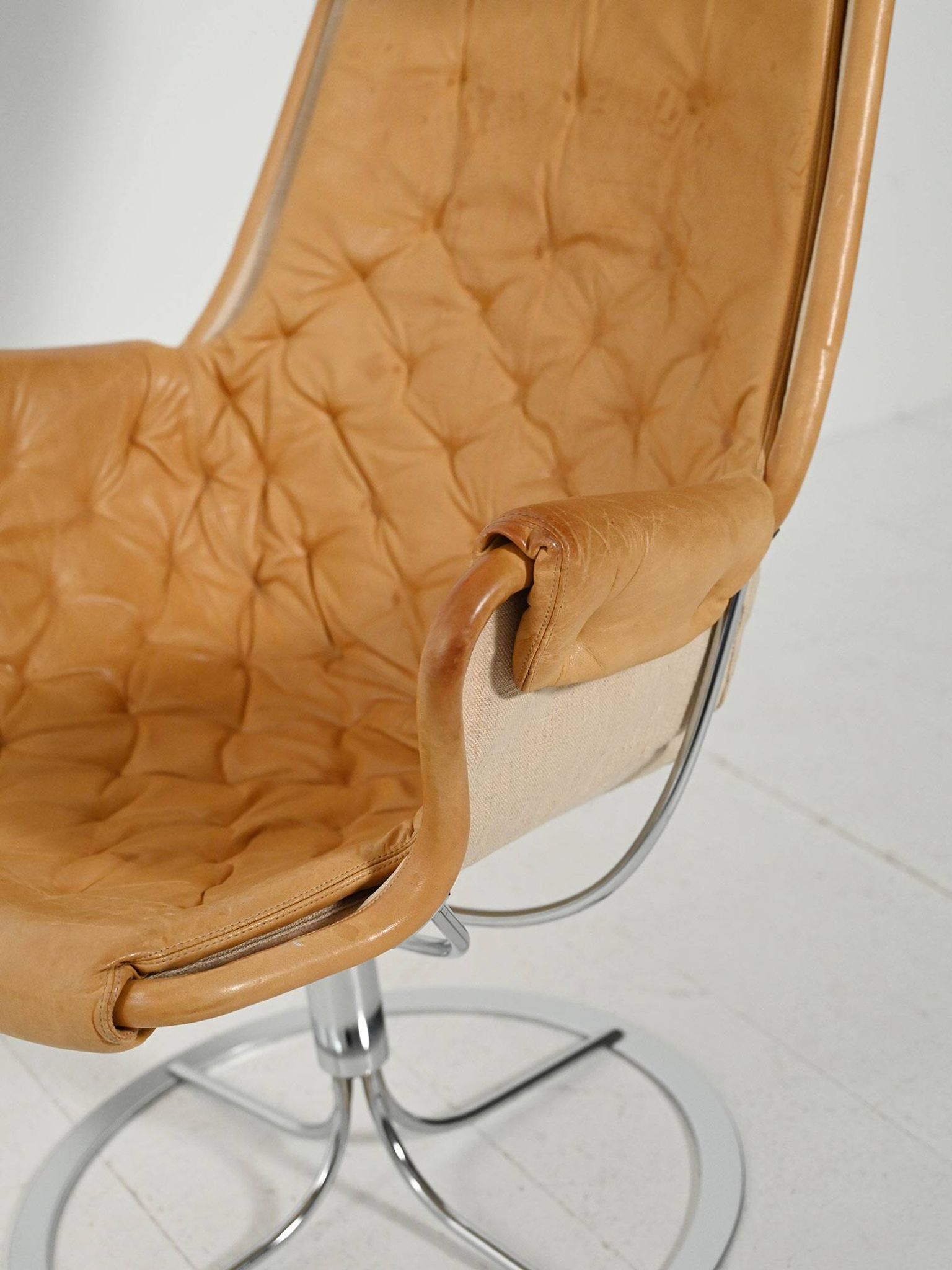Bruno Mathsson “Jetson” Swivel Lounge Chair