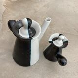 Teapot and milk pot