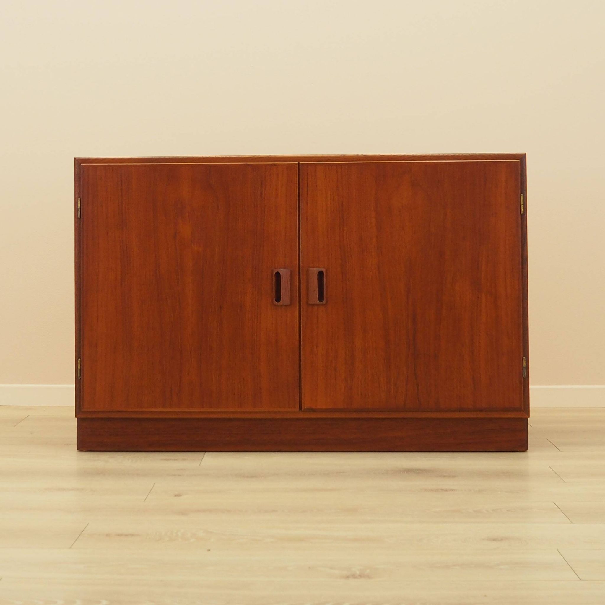 Cabinet en teck, design danois, années 1960, designer : Børge Mogensen