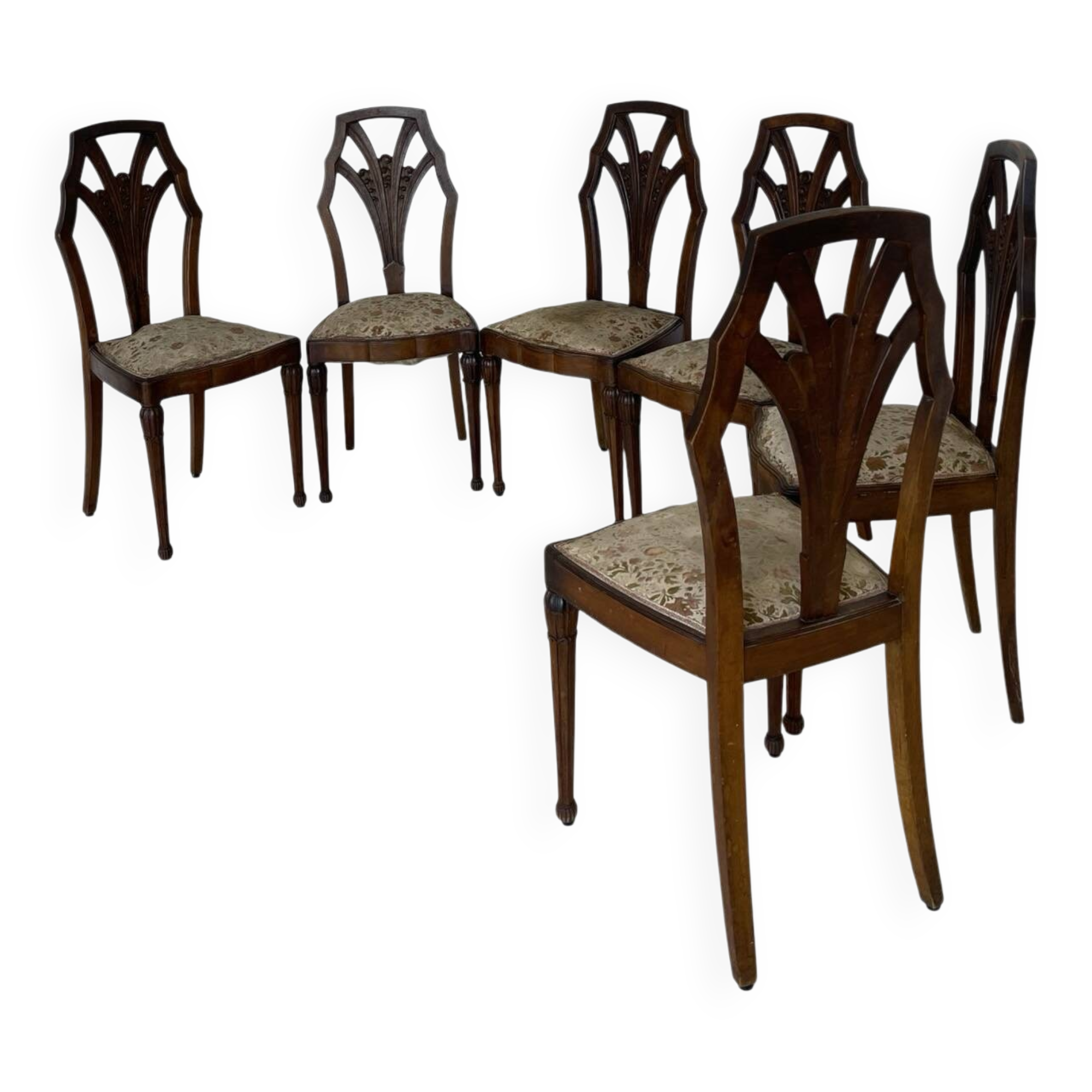 Ensemble de 6 chaises de salle à manger en noyer sculpté Art Déco, années 1920/1930