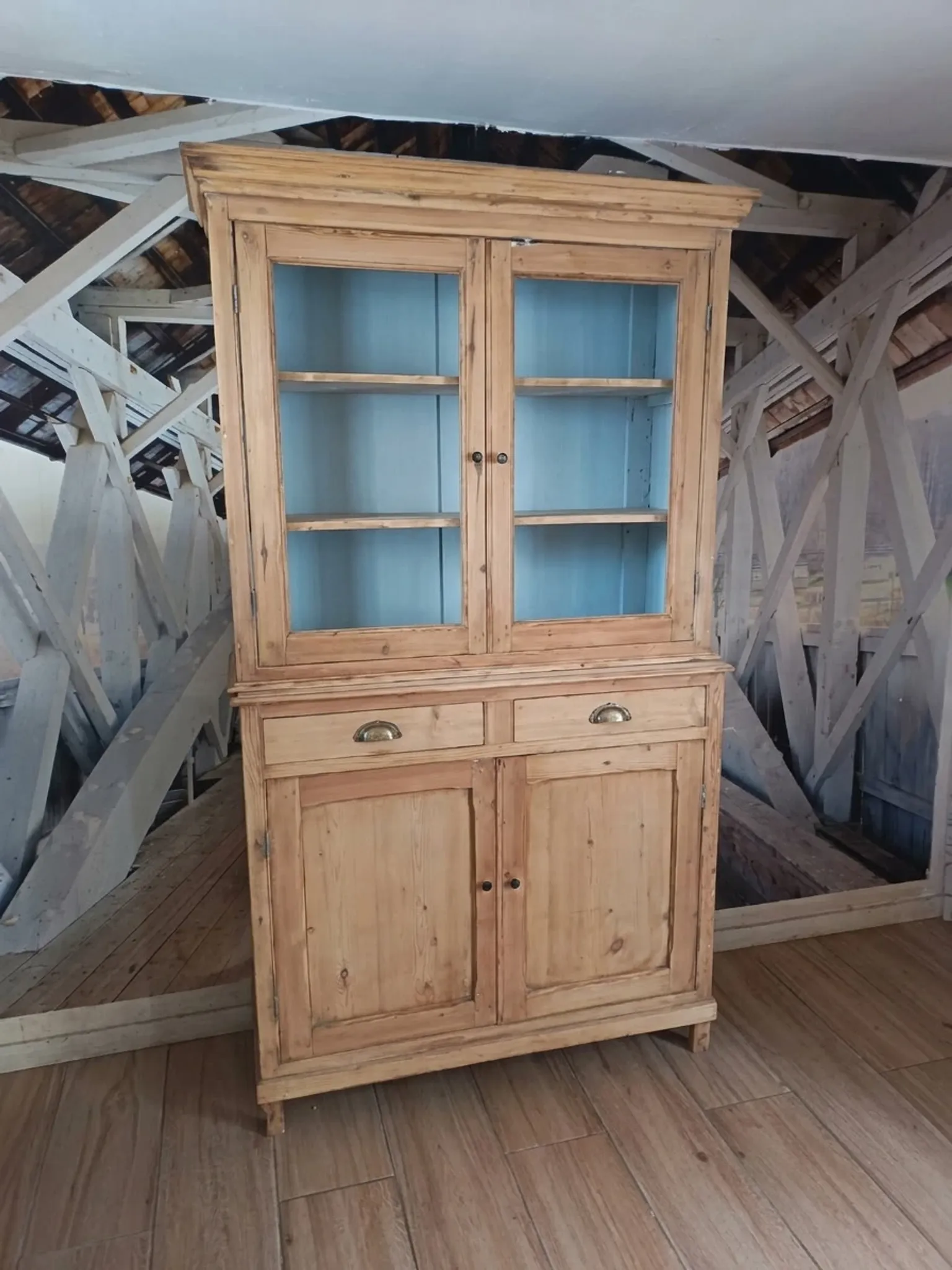 Old country dresser