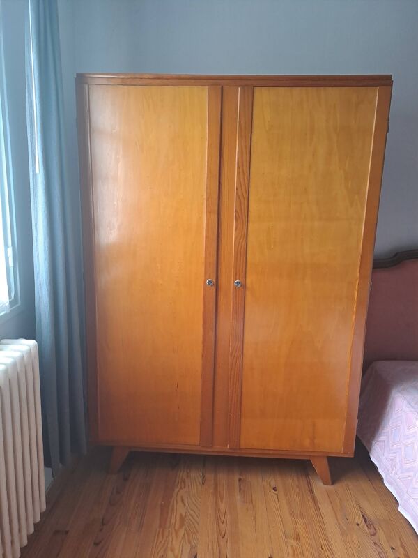Armoire parisienne 1930 pieds compas