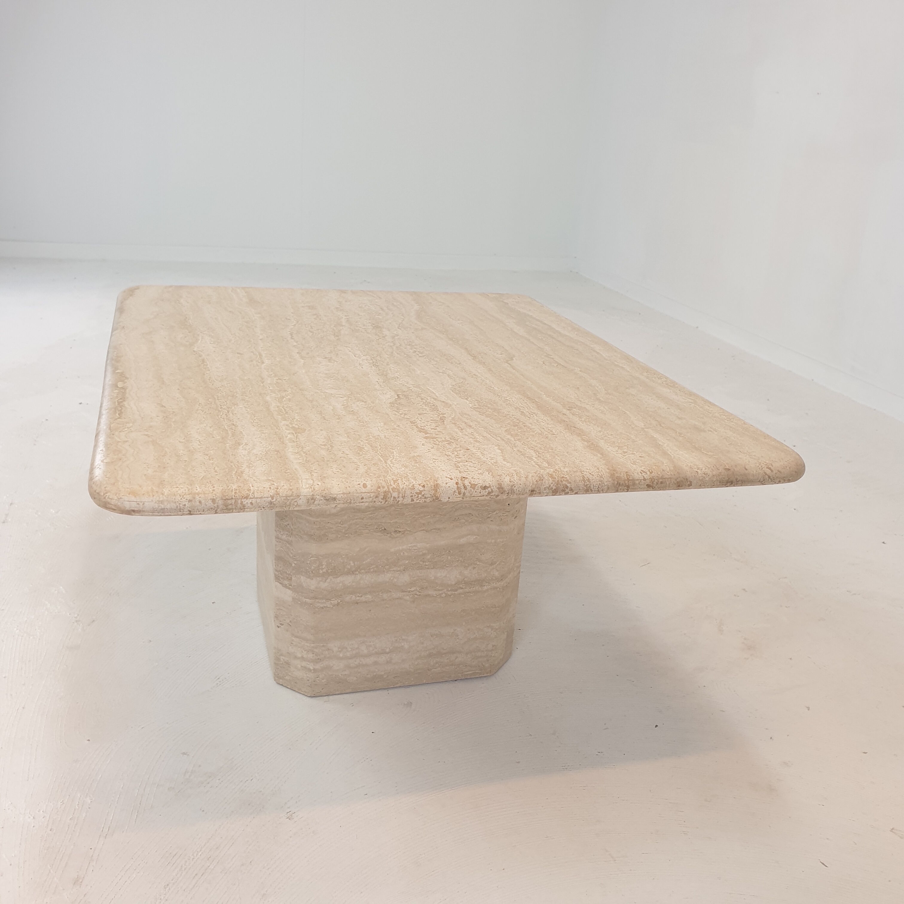 Italian Travertine Coffee Table, 1980s