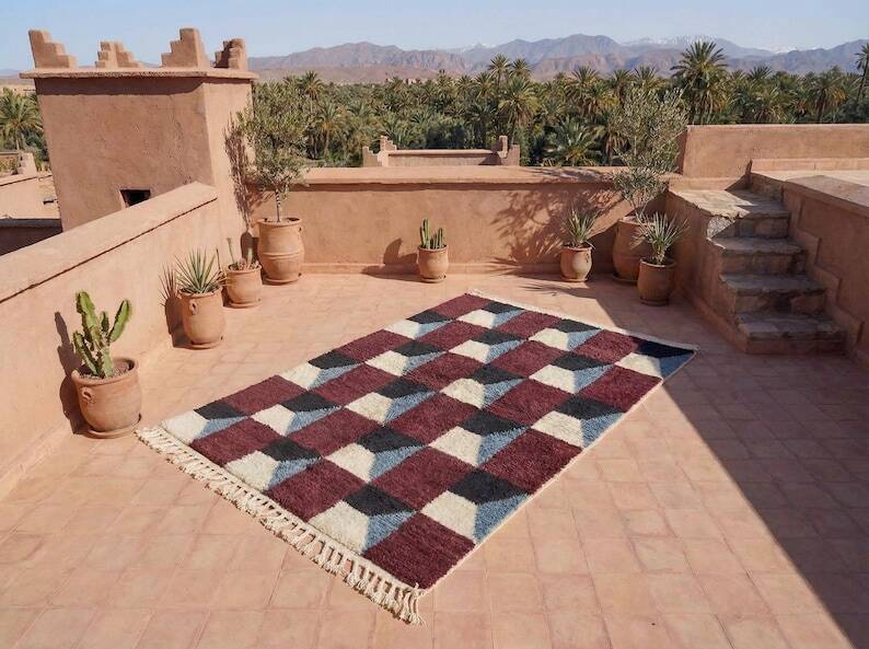 Traditional wool Berber rug with colourful patterns, size 150/250 cm.