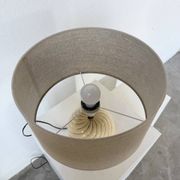 Lampe de table sphérique céramique ivoire et or Barbi