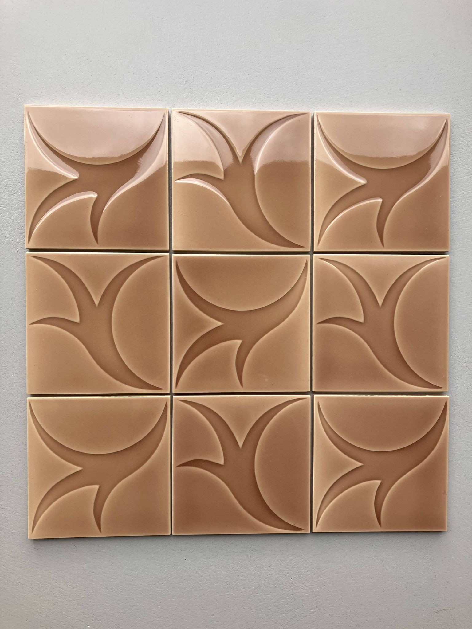 Relief tiles Desvres Mid Century Lot of 9 dark beige colours