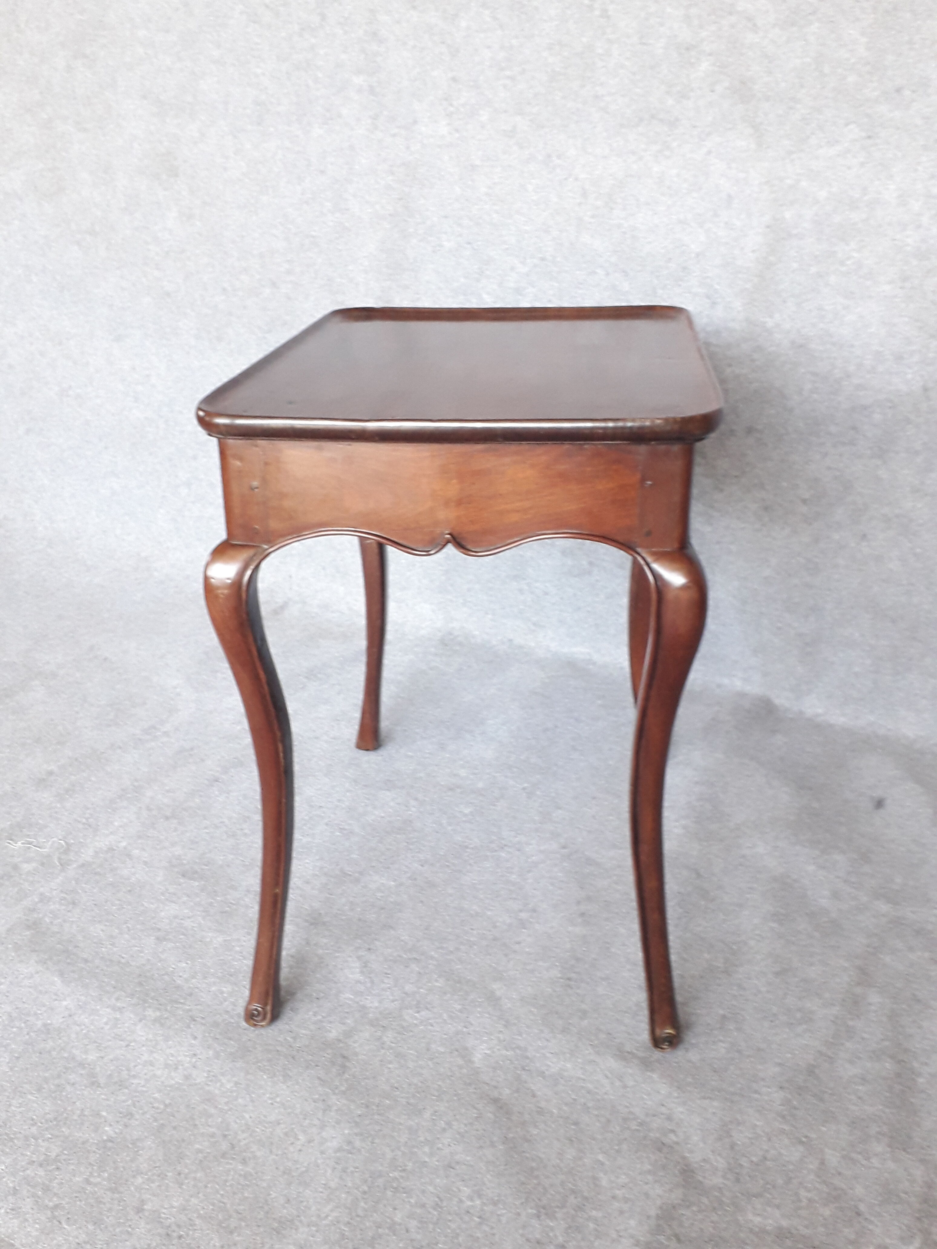 Louis XV period mahogany cabaret table