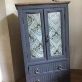 Small closet vintage