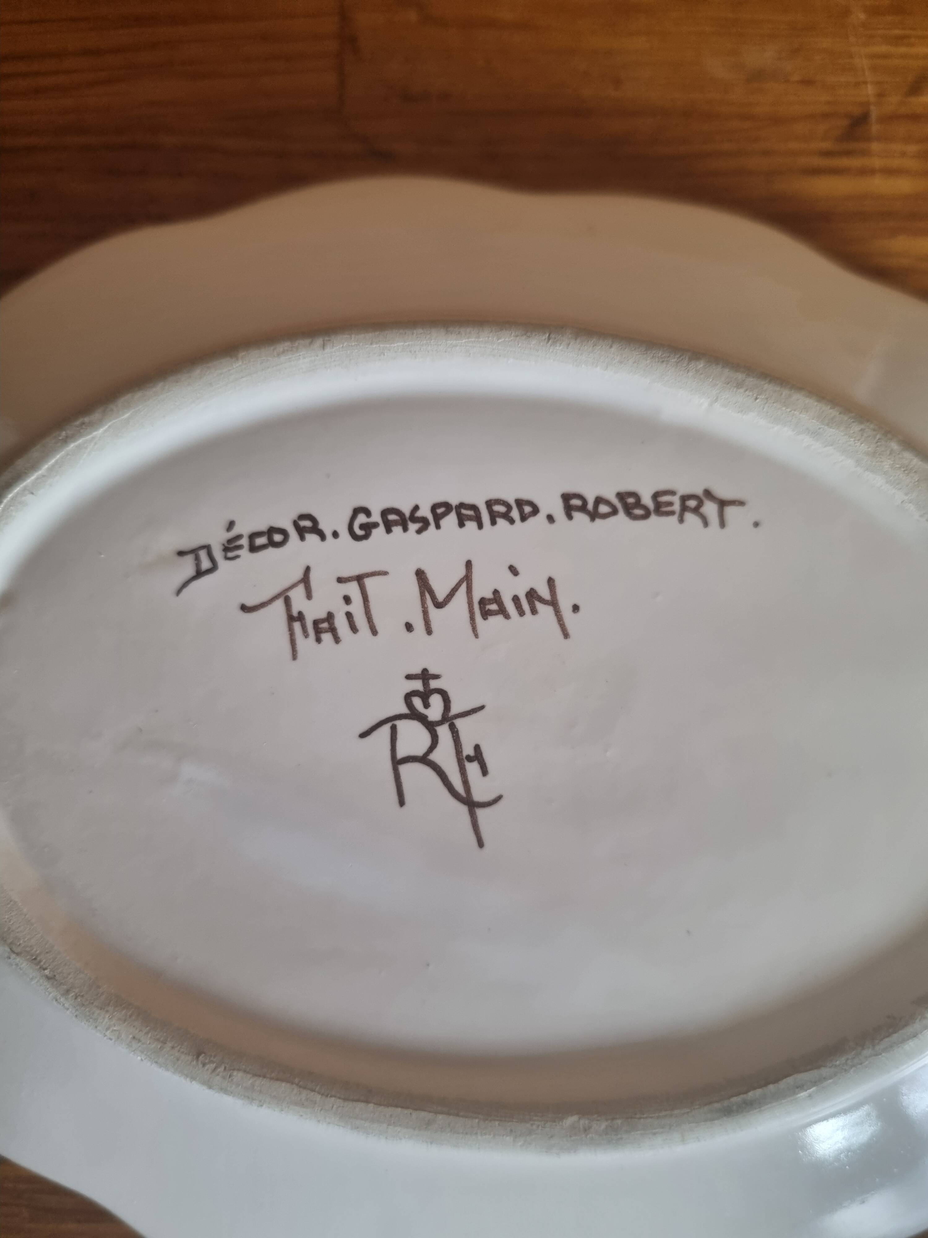 Earthenware pocket emptier, Gaspard Robert design