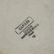 Plat creux en faïence Digoin Sarreguemines, modèle « Cannes »