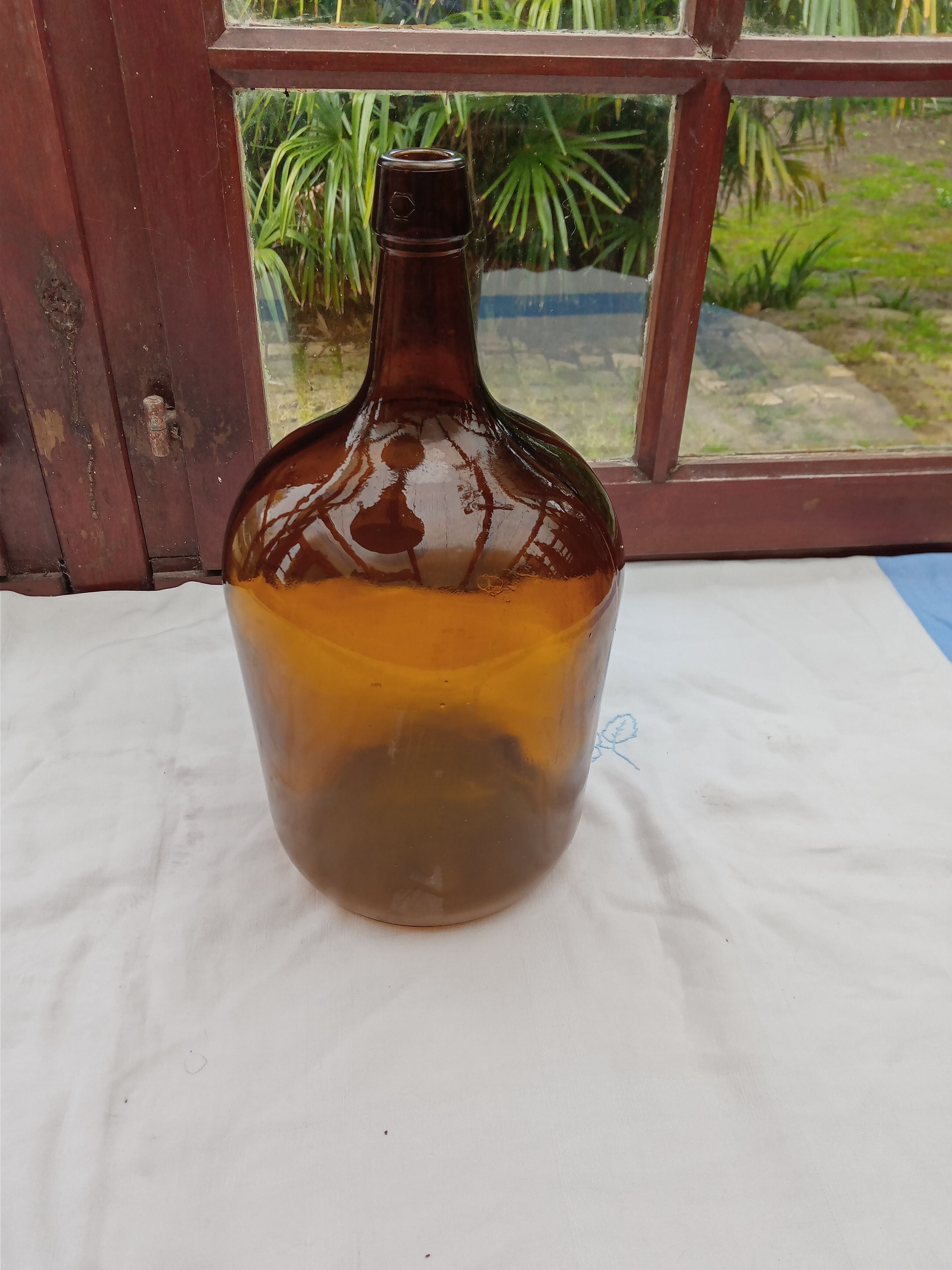 Demijohn 6 liters brown