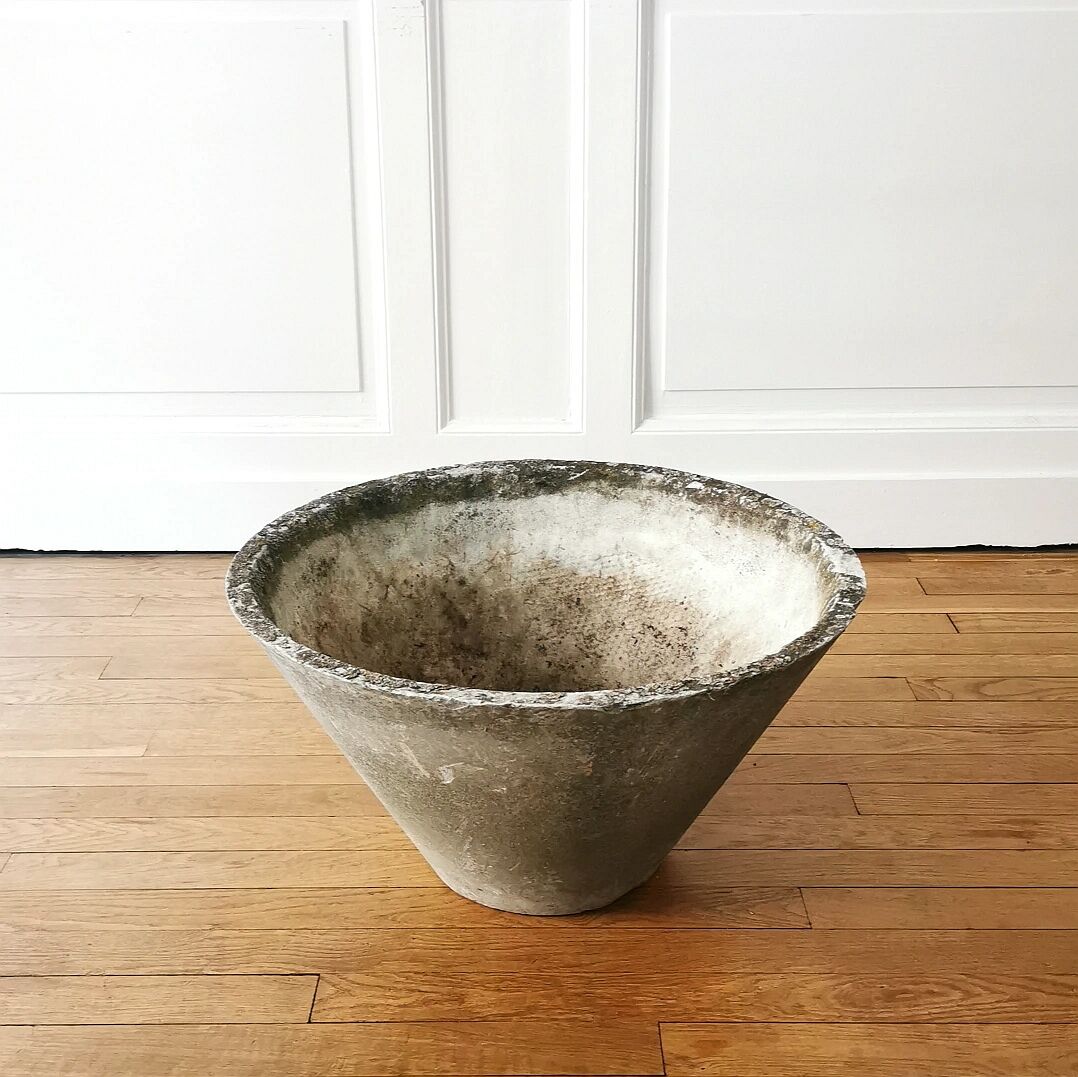 Cement cone planter, Eternit