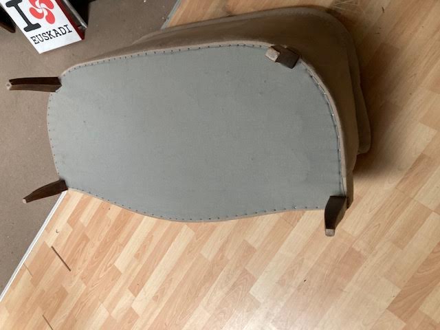 2-seater velvet sofa