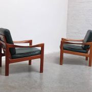 Paire de fauteuils danois par Illum Wikkelsø pour Niels Eilersen, années 1960.