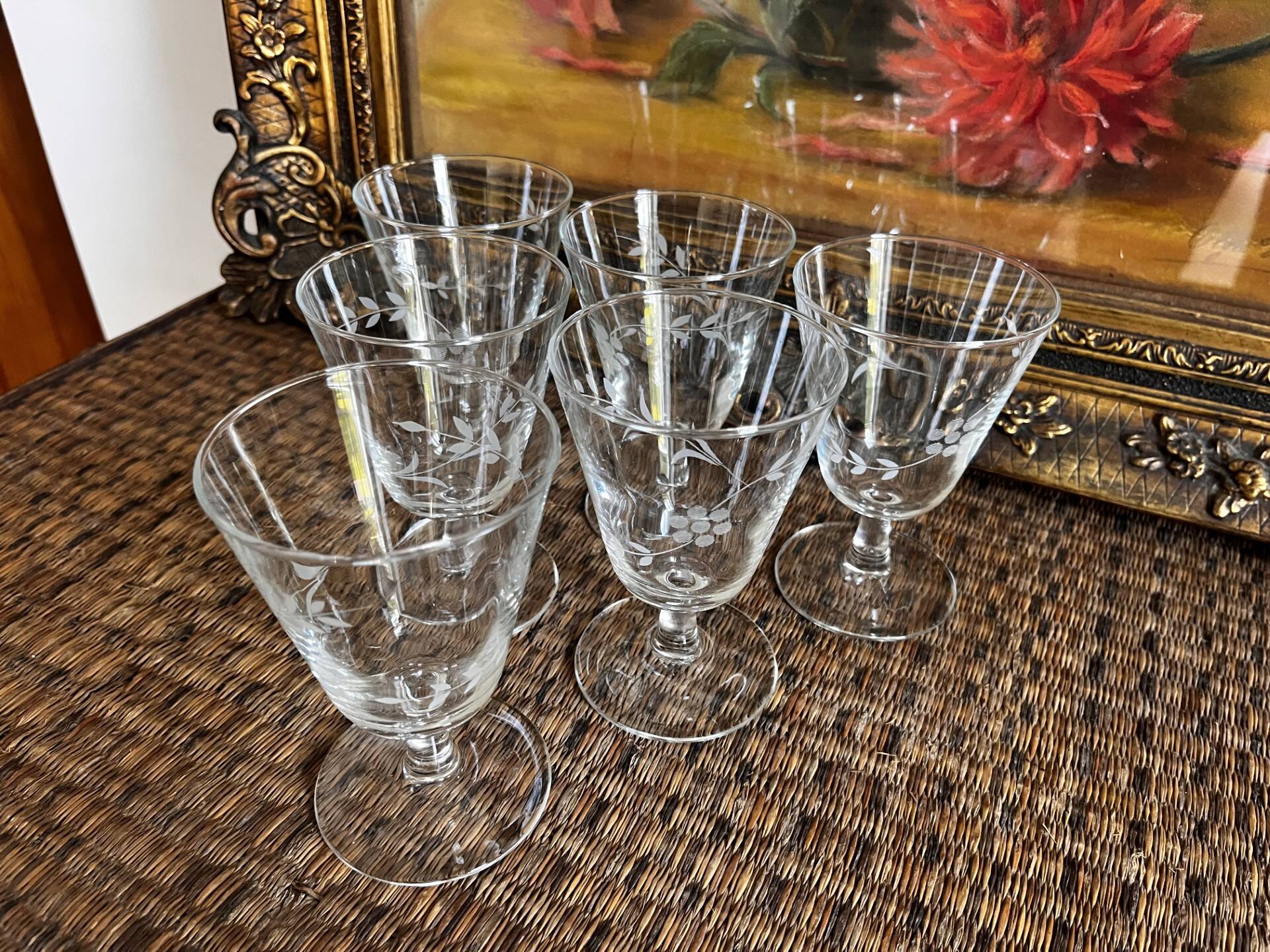 Set of 6 engraved glasses