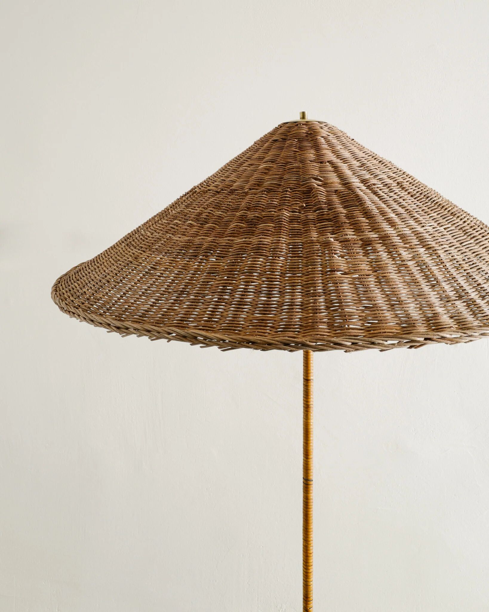 Finnish Mid Century Rattan Floor Lamp by Paavo Tynell for Itsu, 1940s